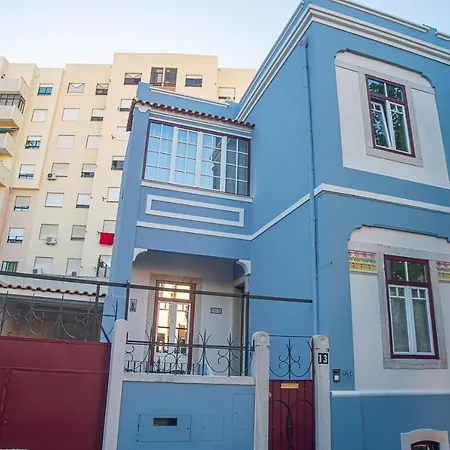 History - By Y Concept Apartment *